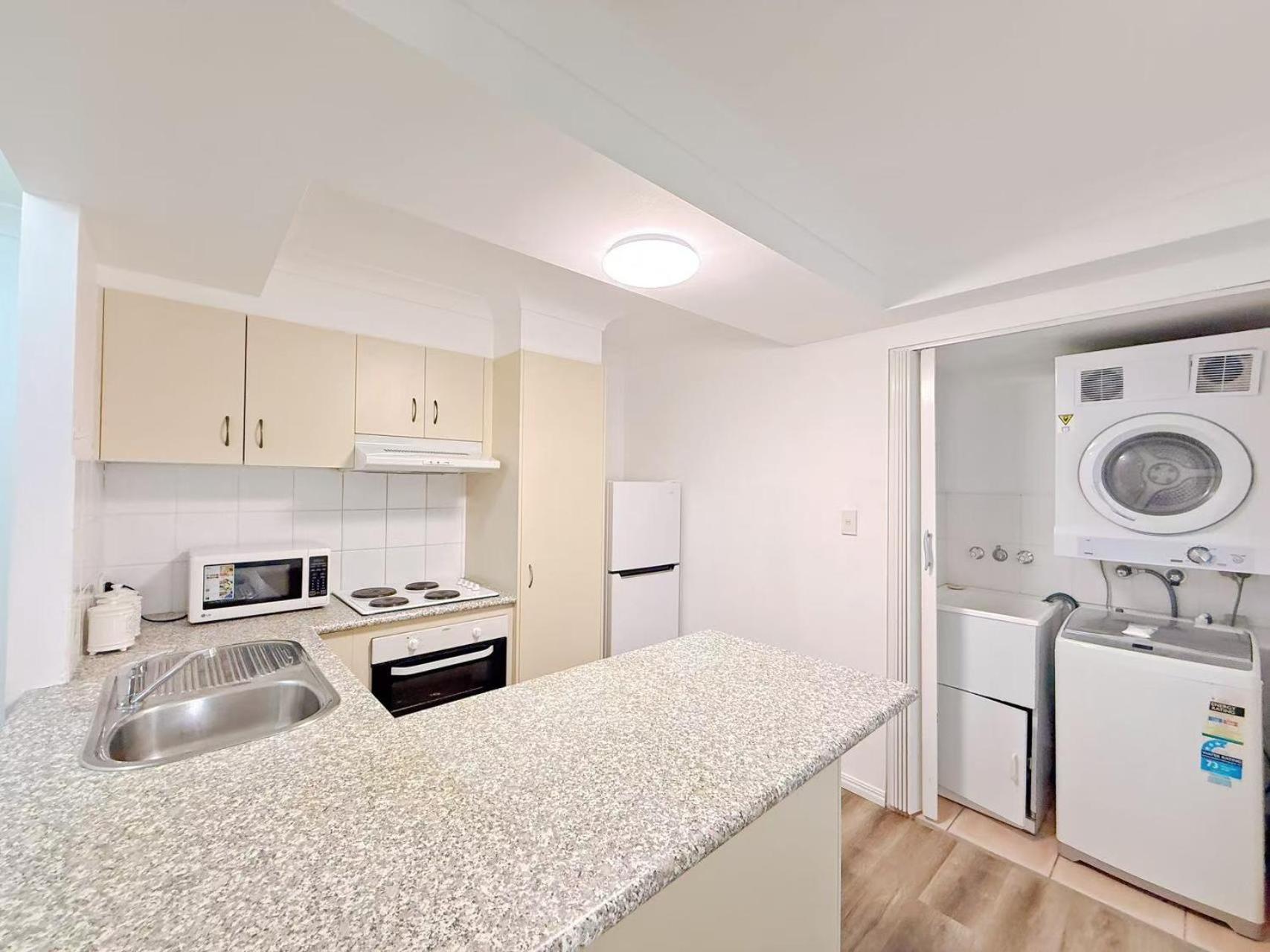 Karana Palms Resort Gold Coast Eksteriør bilde