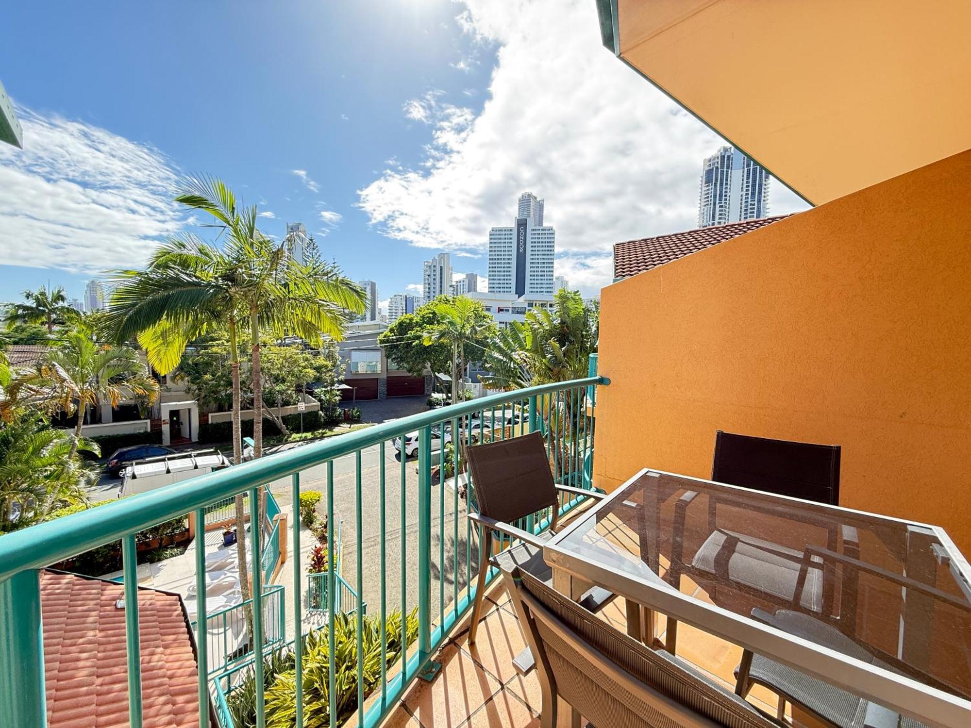 Karana Palms Resort Gold Coast Eksteriør bilde